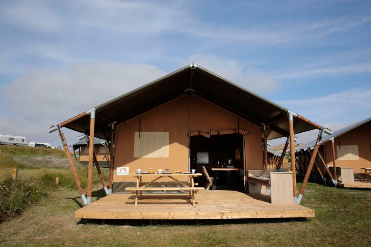 Strandcamping Corfwater - Safaritenten En Safarilodges Petten Exterior photo